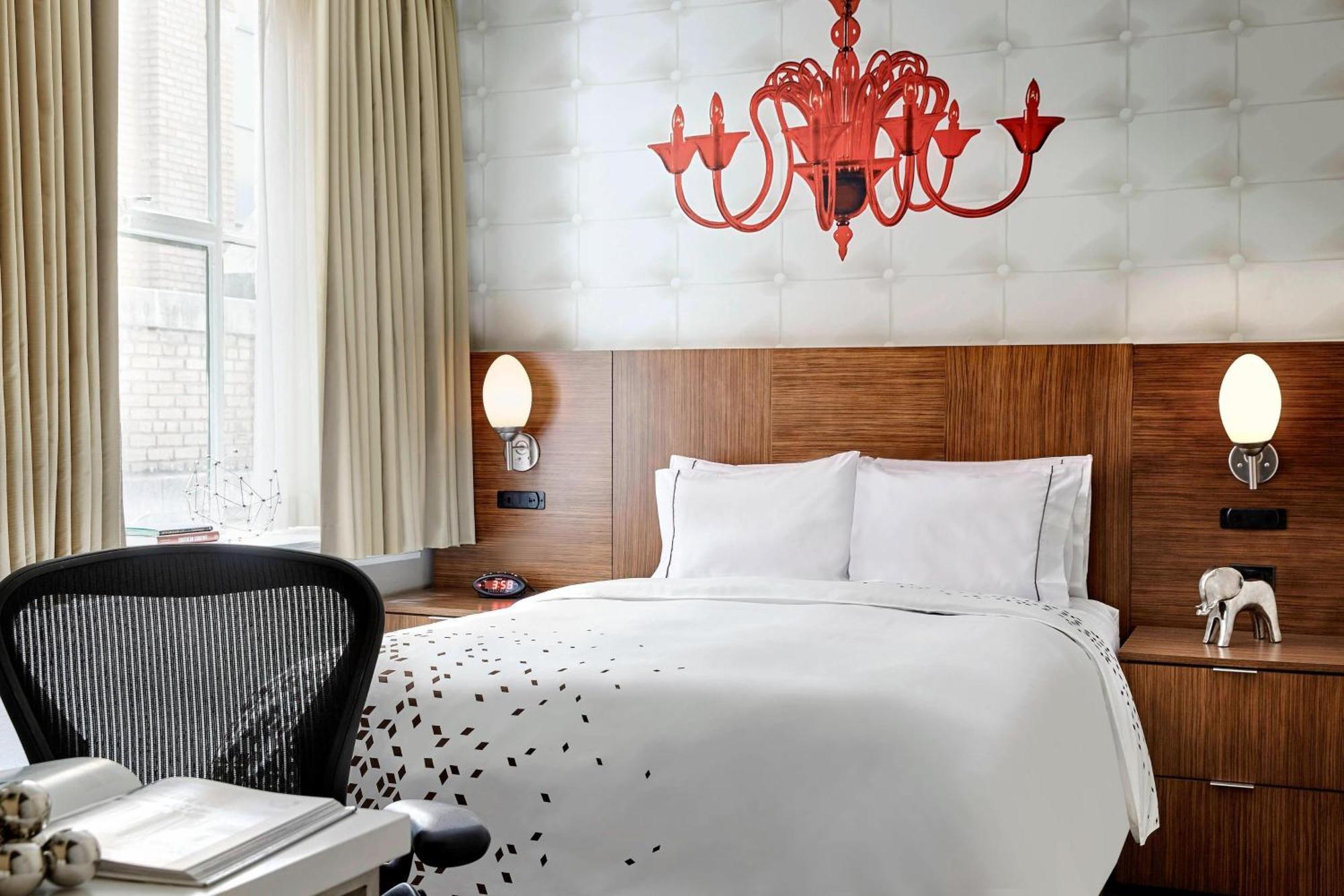 Renaissance Pere Marquette French Quarter Area Hotel
